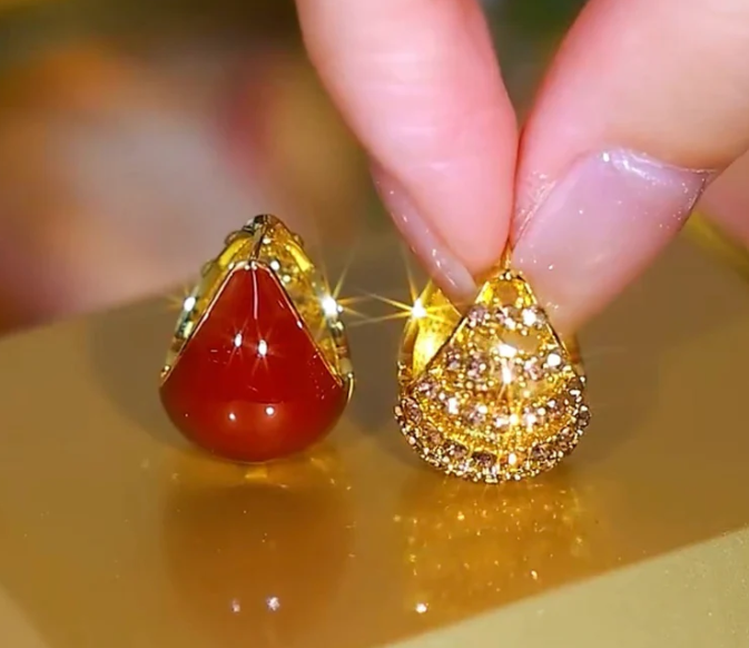 Trendy Diamond Earrings (24k gold Plated)