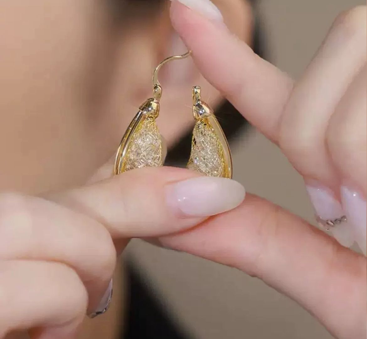 Micro Zircon earring (18k gold)